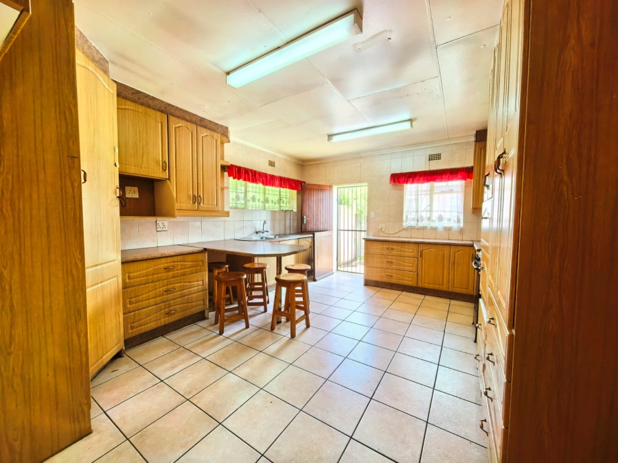 3 Bedroom Property for Sale in Roodia Free State
